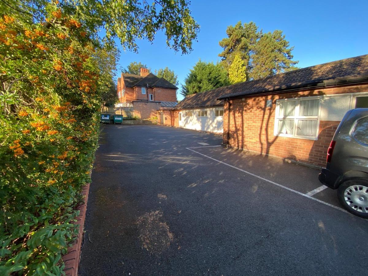 Old Farm Hotel Birmingham Exterior photo